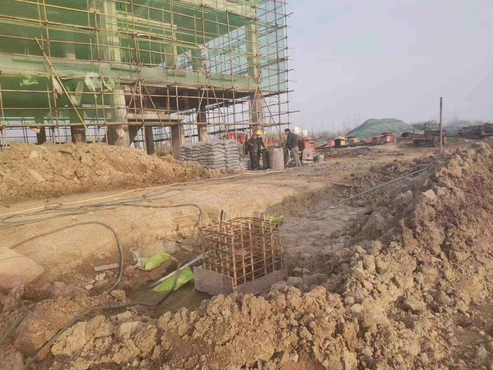 塔河当桥梁出现裂缝的时候应该及时加固修补